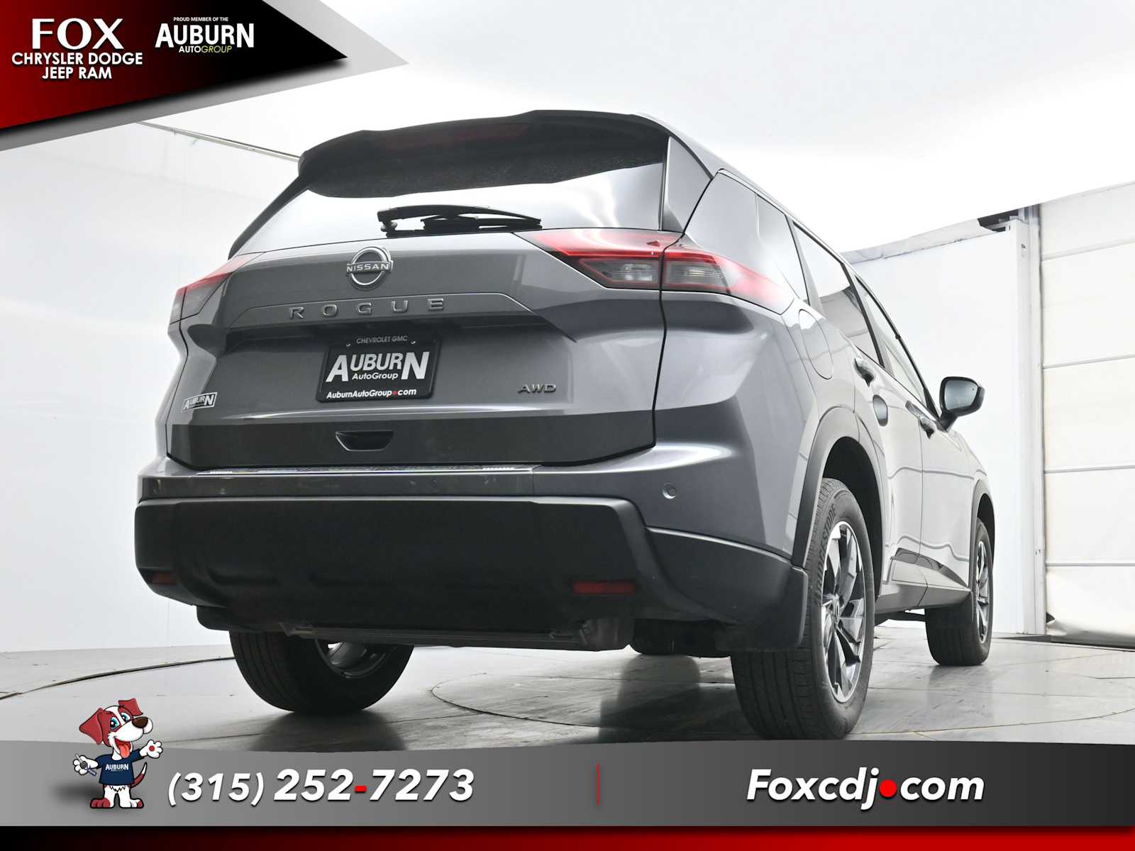 2025 Nissan Rogue SV - Photo 24