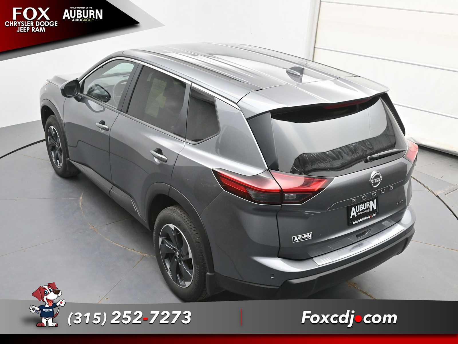 2025 Nissan Rogue SV - Photo 31