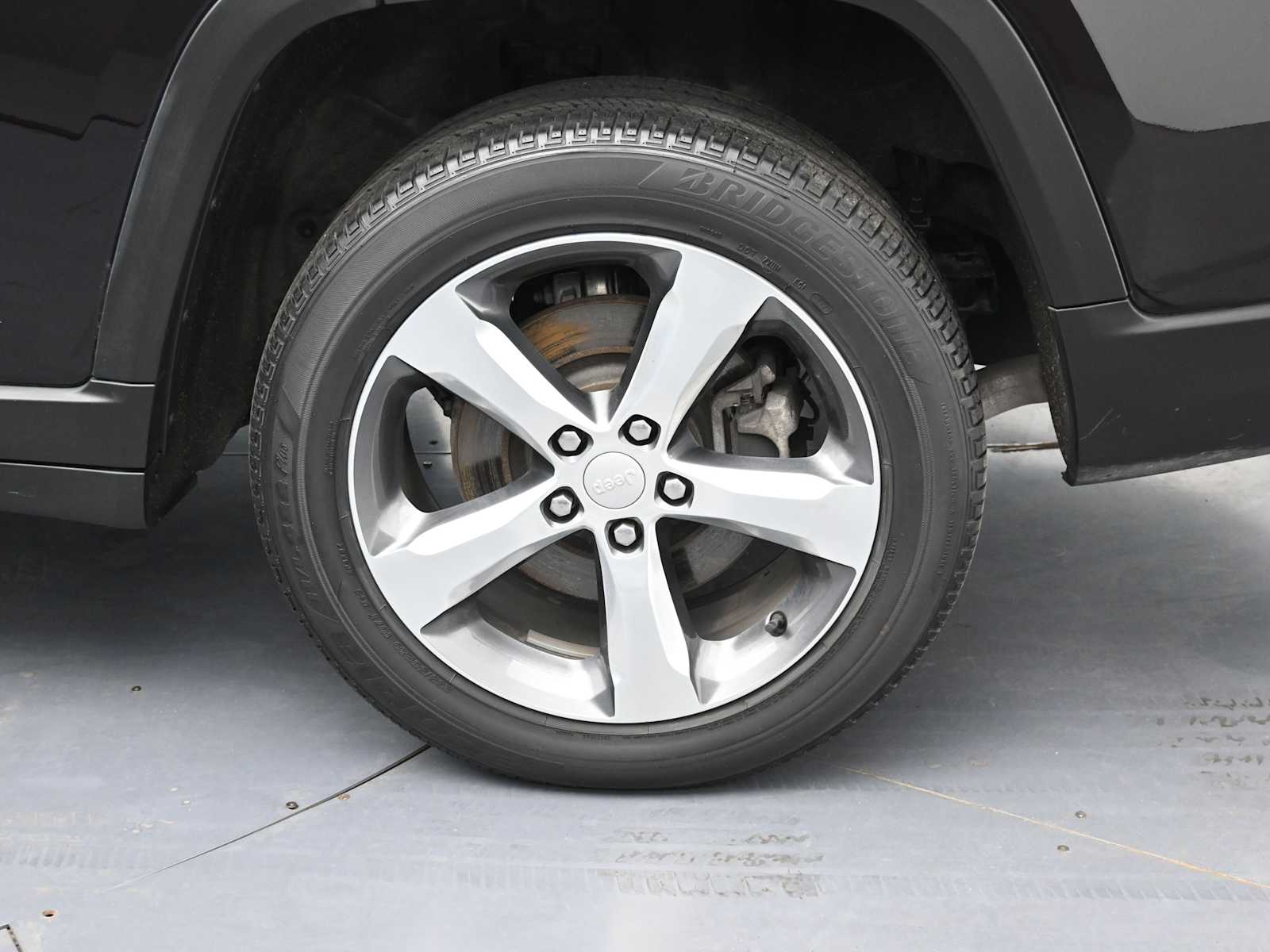 2022 Jeep Cherokee Limited photo 4