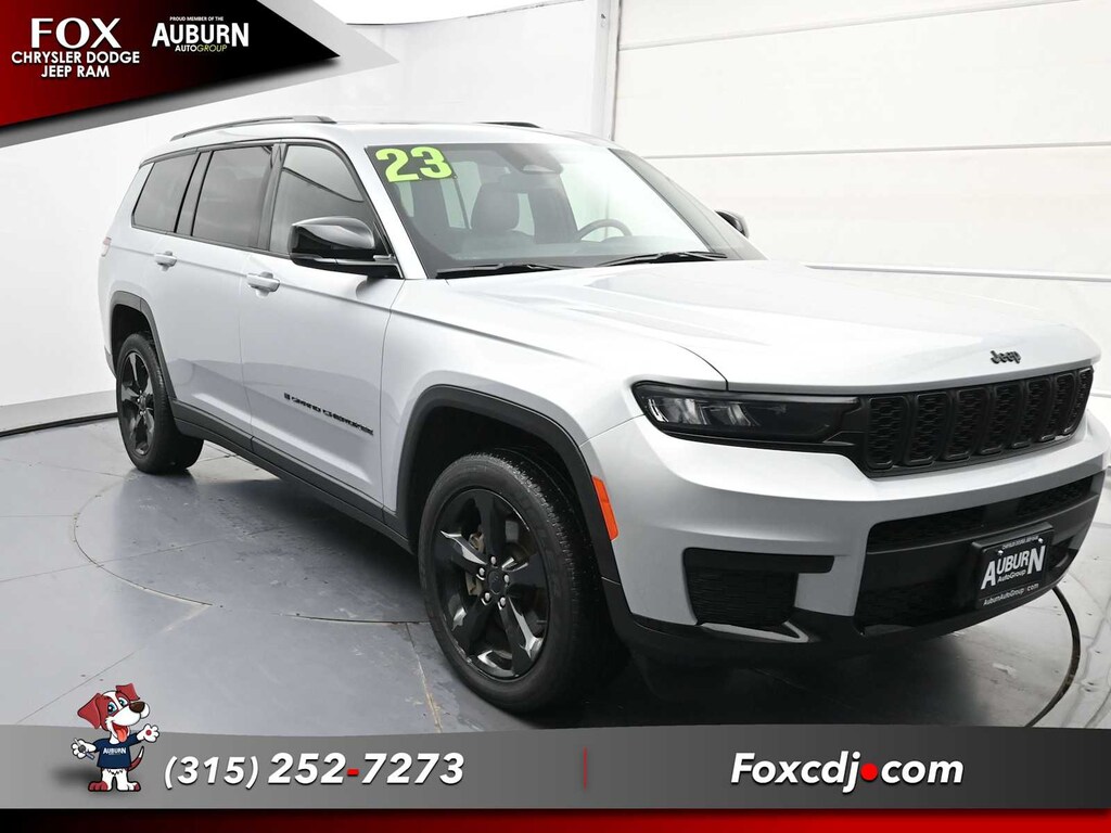 Used 2023 Jeep Grand Cherokee L Laredo SUV