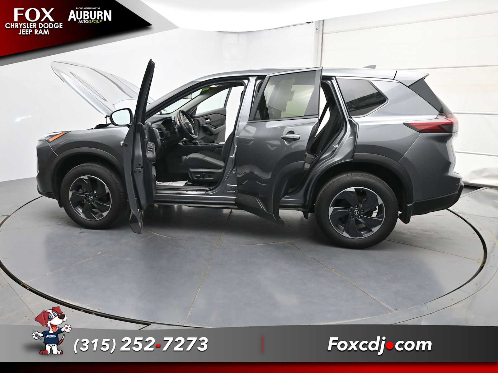 2025 Nissan Rogue SV - Photo 38