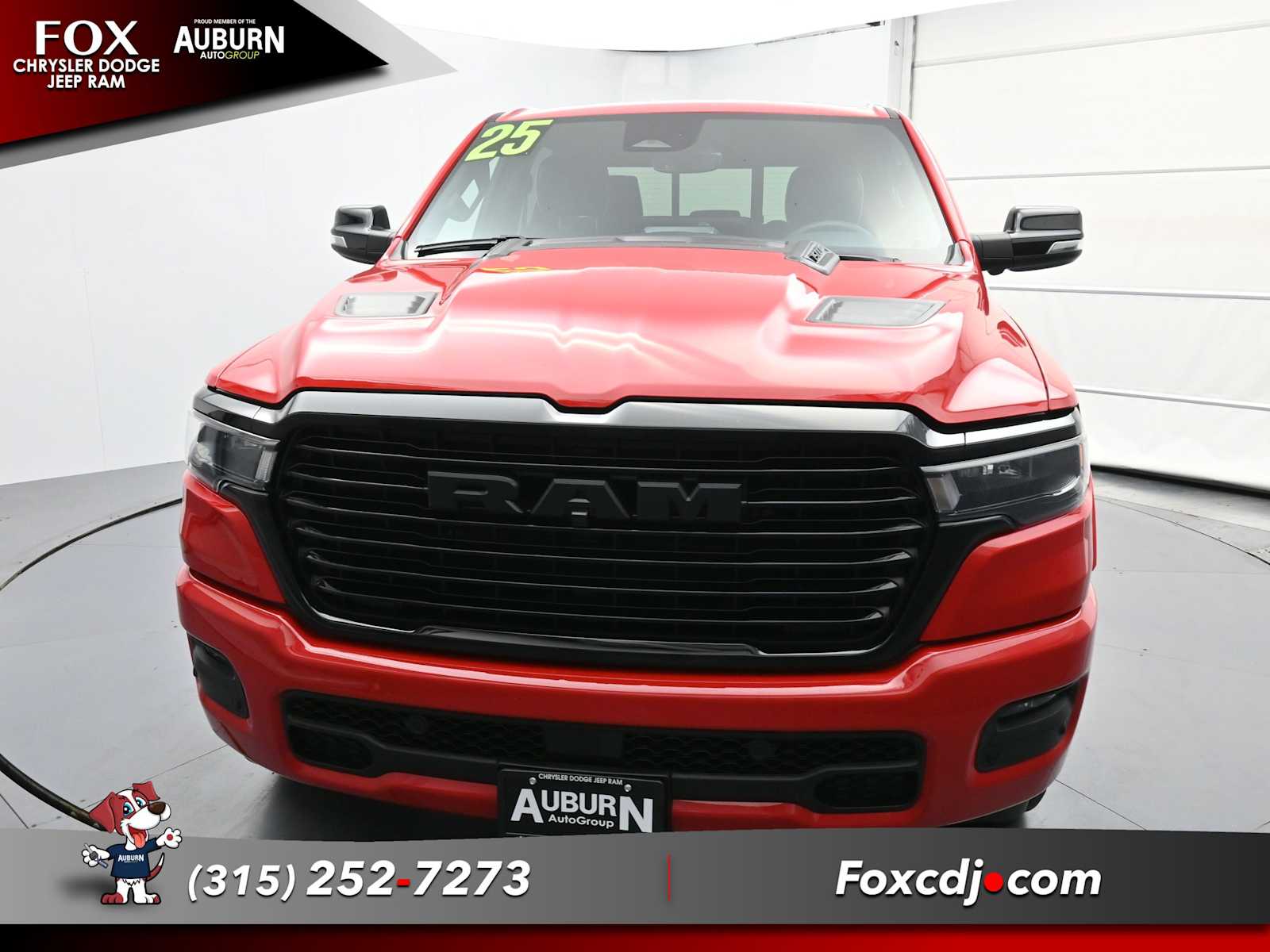 2025 Ram 1500 Laramie photo 3