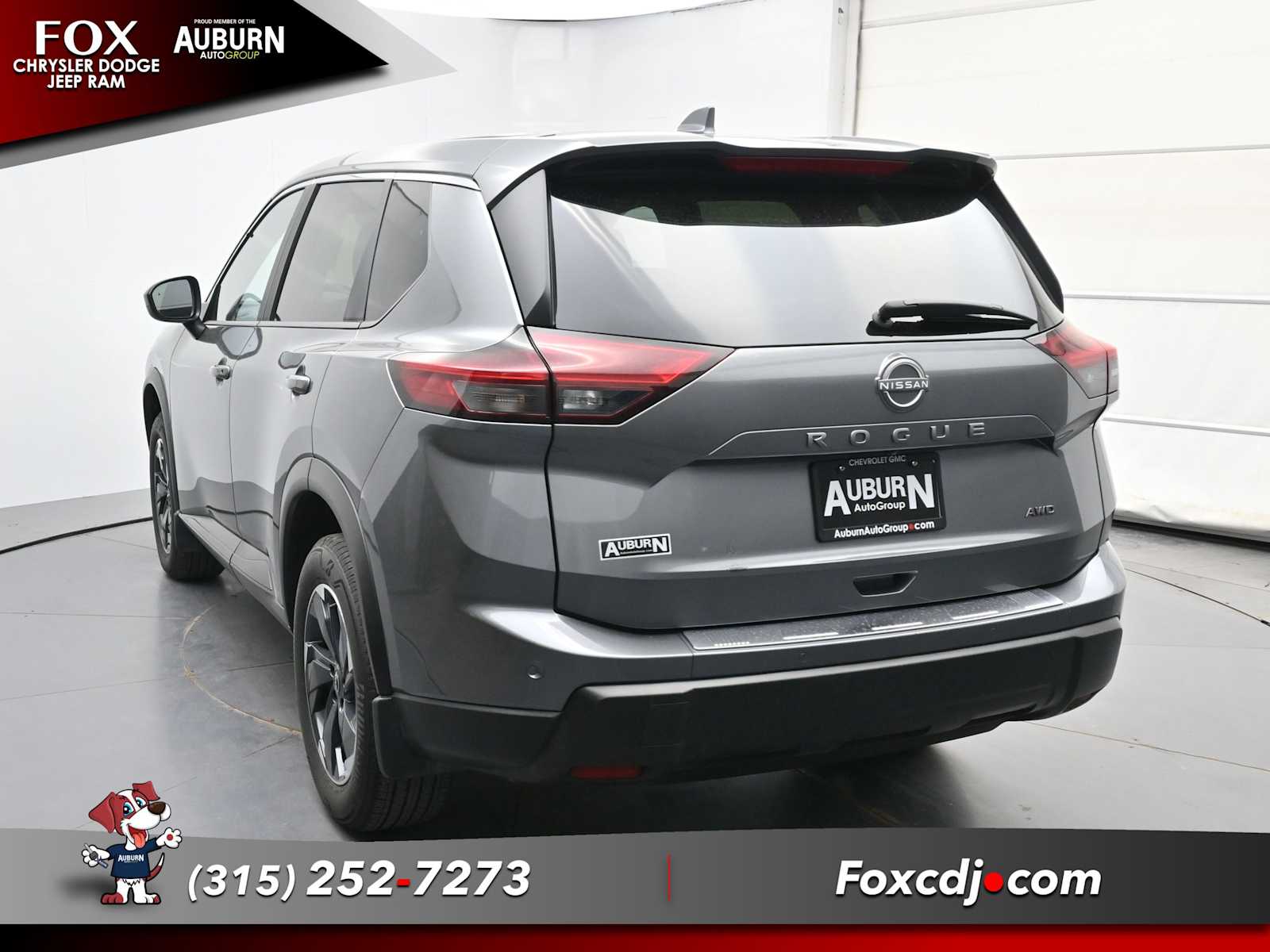 2025 Nissan Rogue SV - Photo 15