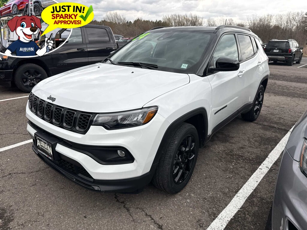 Used 2024 Jeep Compass Latitude SUV