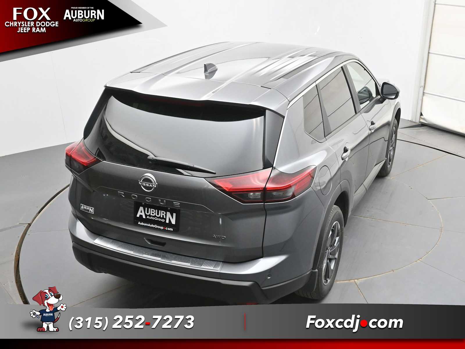 2025 Nissan Rogue SV - Photo 32