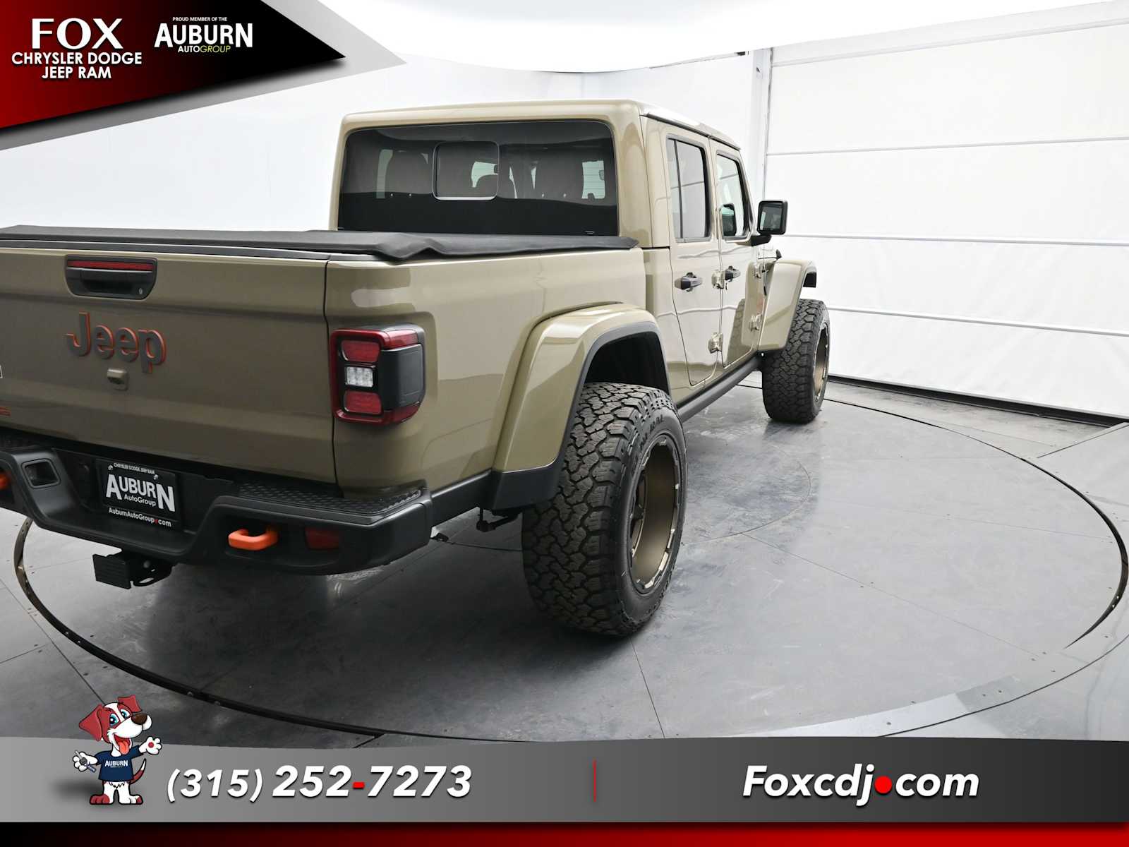 2020 Jeep Gladiator Mojave photo 2