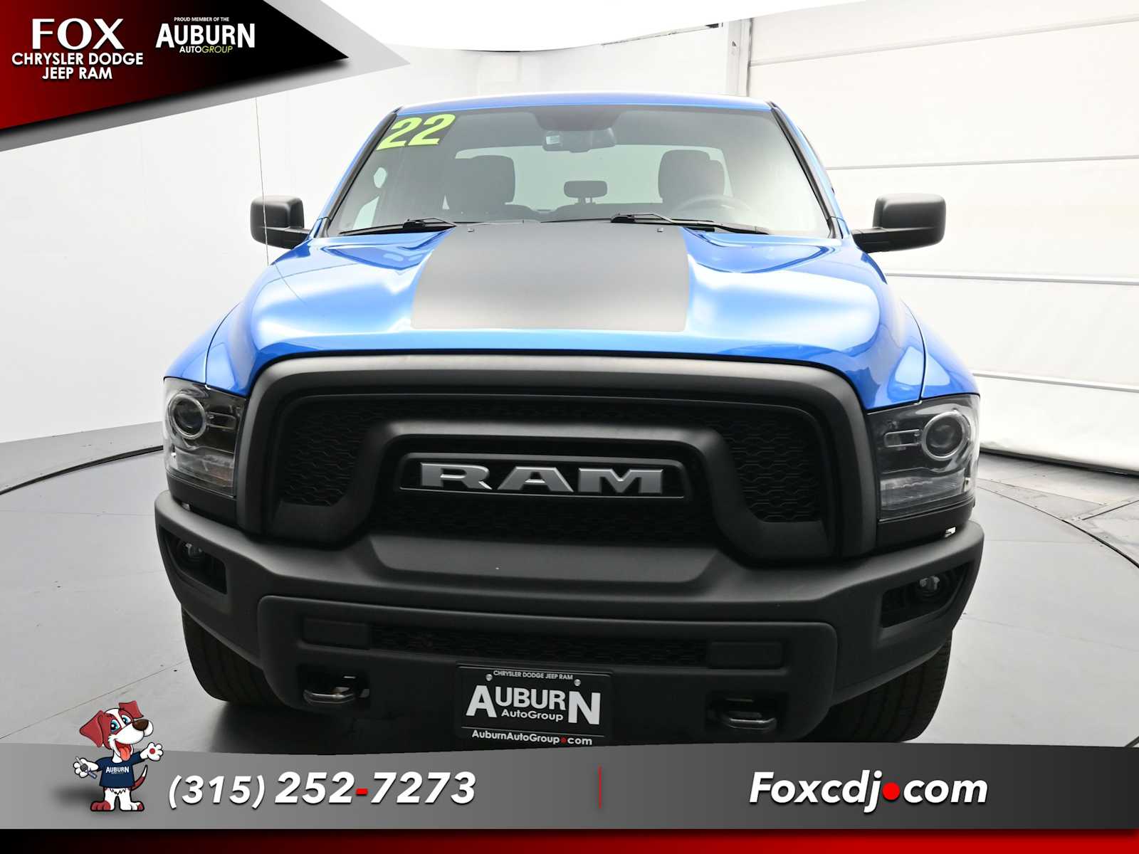 2022 Ram 1500 Classic SLT photo 3