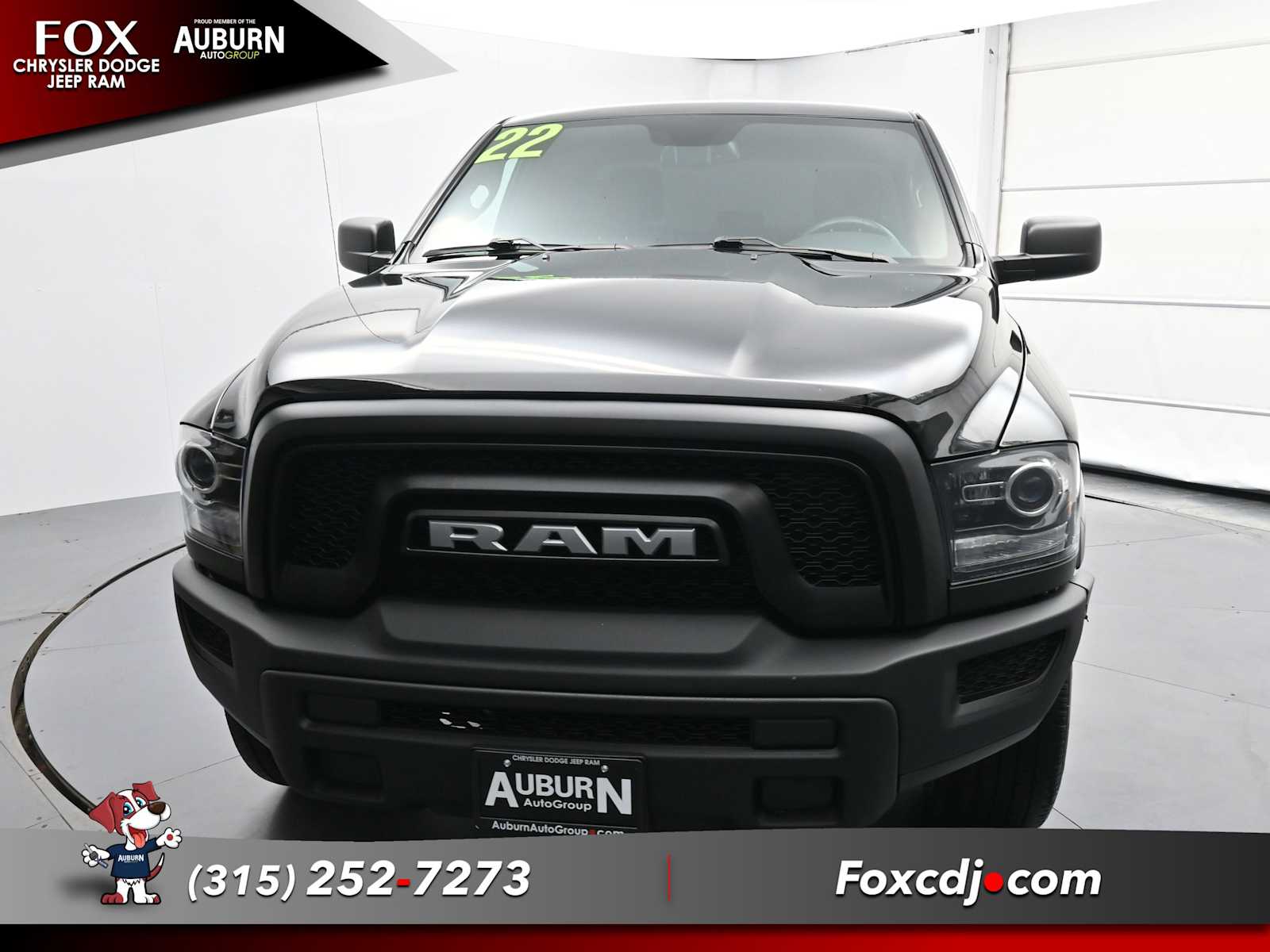 2022 Ram 1500 Classic SLT photo 3