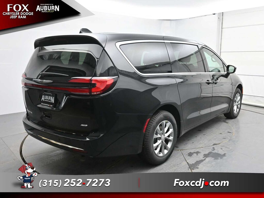 New 2026 Chrysler Pacifica SELECT AWD Passenger Van
