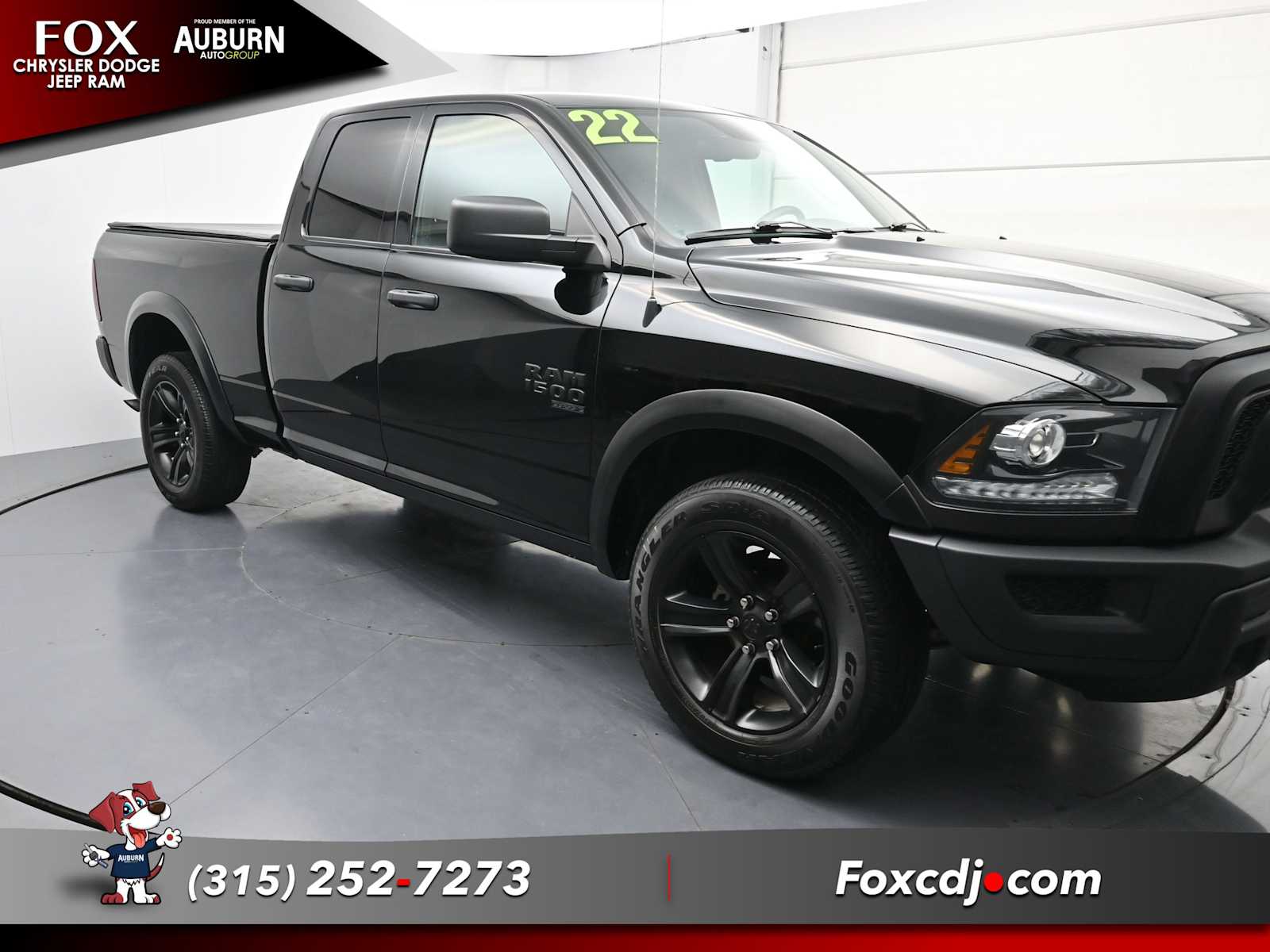 2022 Ram 1500 Classic SLT photo 2