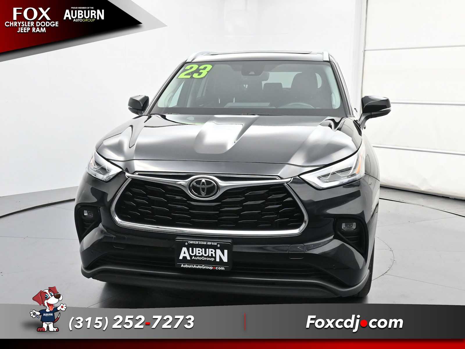 2023 Toyota Highlander Limited photo 2