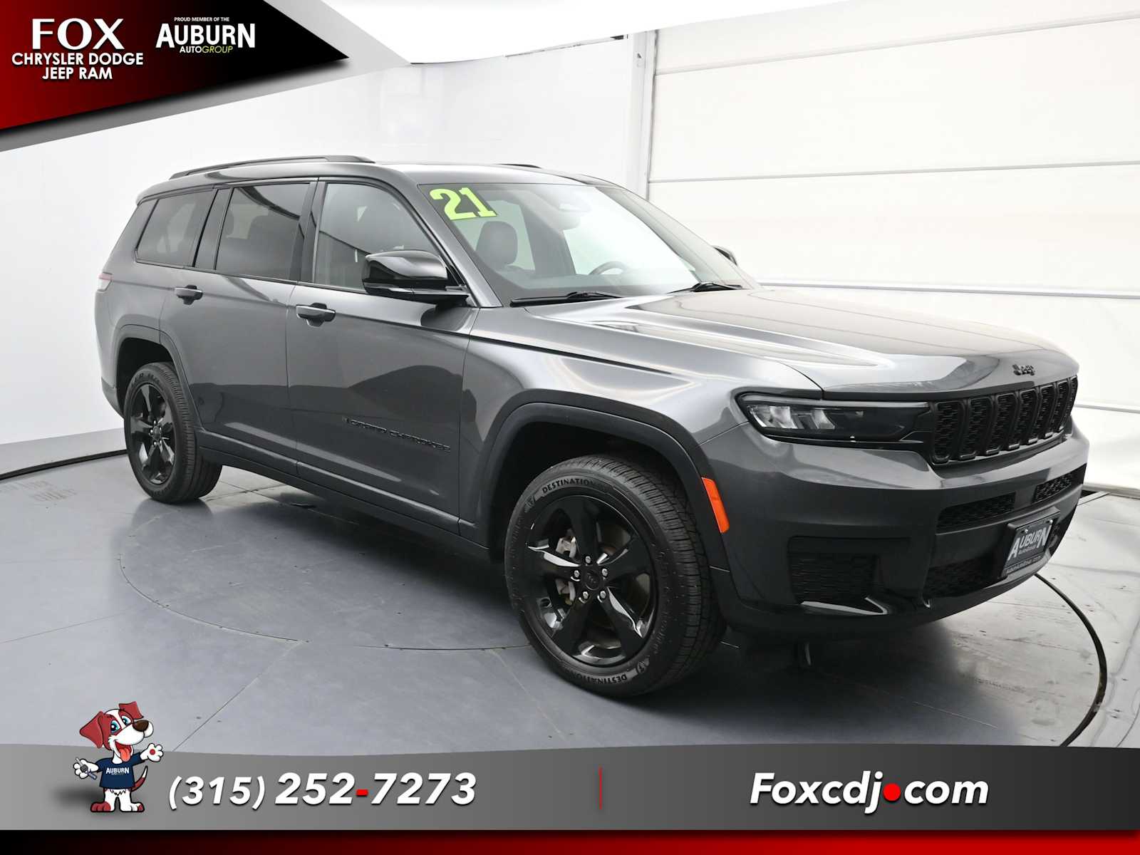 2021 Jeep Grand Cherokee Laredo photo 2
