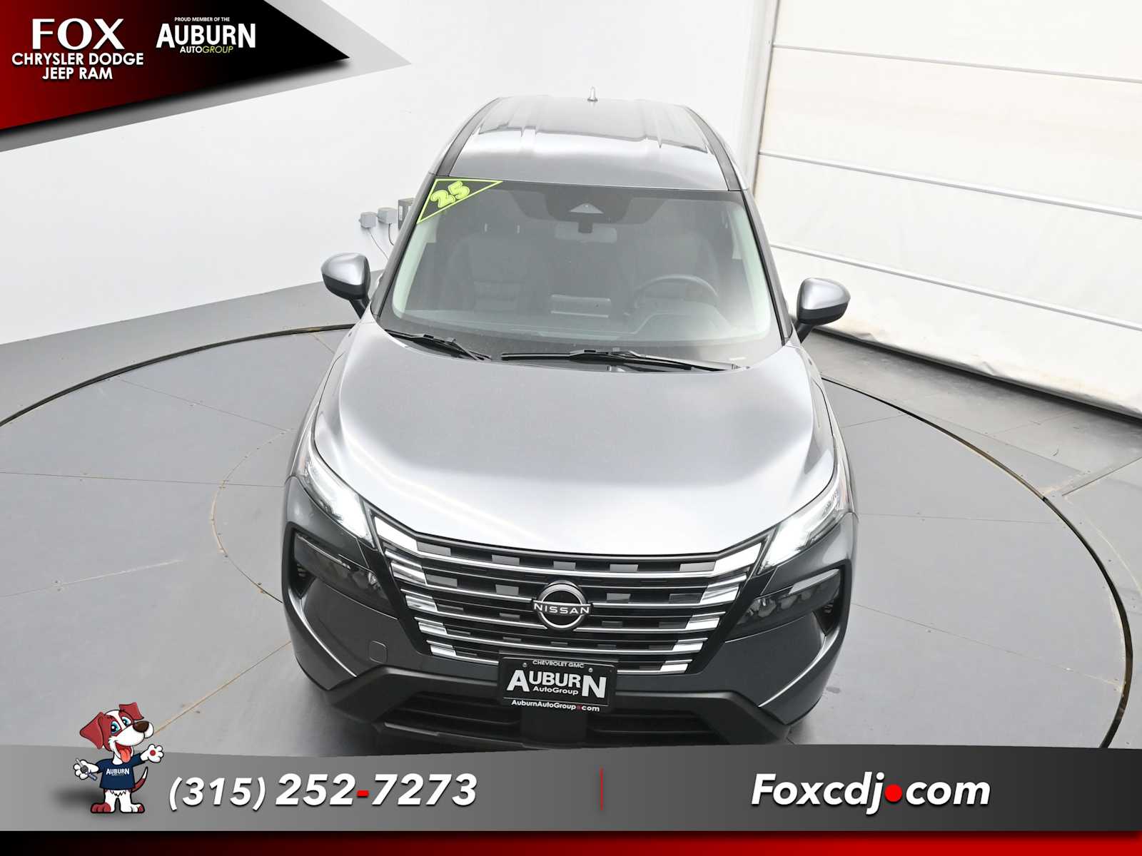 2025 Nissan Rogue SV - Photo 28
