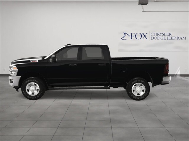 2025 Ram 2500 Tradesman photo 3