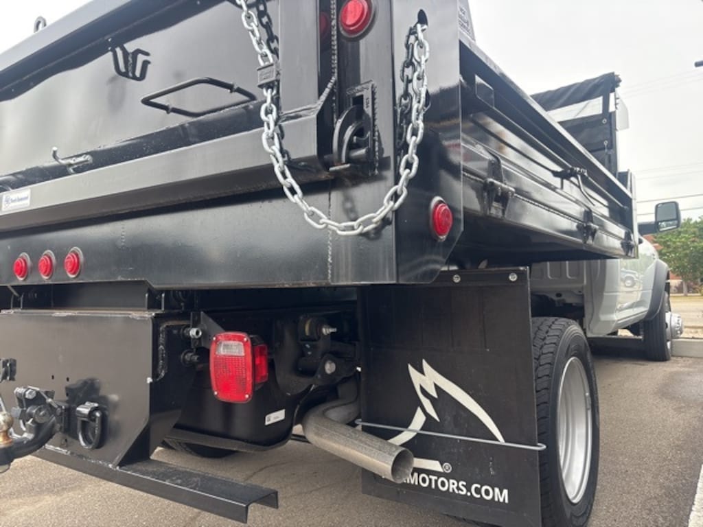 New 2024 Ram 5500 Chassis Cab 5500 TRADESMAN CHASSIS CREW CAB 4X4 84' CA Pickup