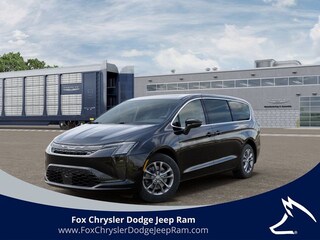 2027 Chrysler Pacifica SELECT AWD Passenger Van