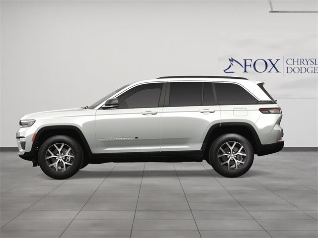 2025 Jeep Grand Cherokee Limited photo 3