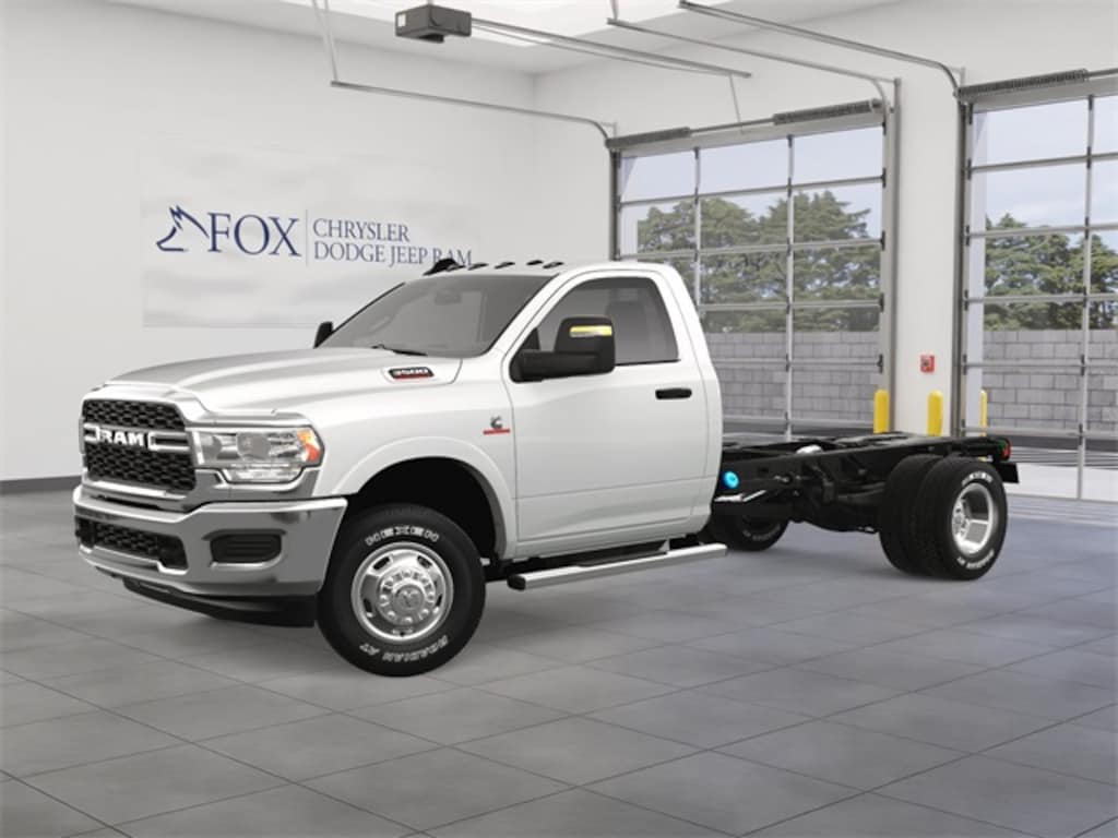New 2024 Ram 3500 Chassis Cab 3500 TRADESMAN CHASSIS REGULAR CAB 4X4 84' CA Pickup