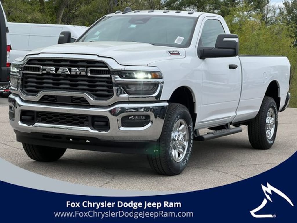 New 2026 Ram 3500 TRADESMAN REGULAR CAB 4X4 8' BOX Pickup