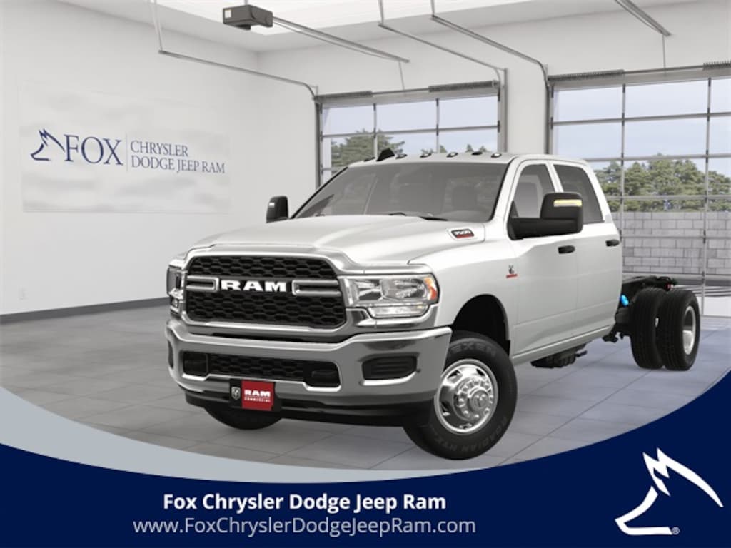 New 2024 Ram 3500 Chassis Cab 3500 TRADESMAN CREW CAB CHASSIS 4X4 60' CA Pickup