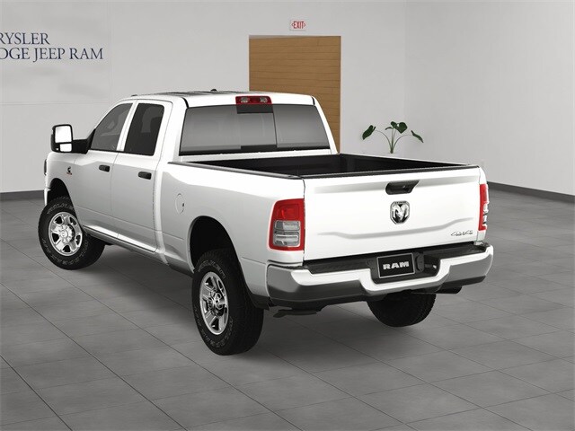 2024 Ram 3500 Tradesman photo 4