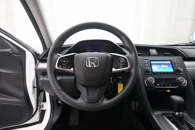 2017 Honda Civic LX photo 4