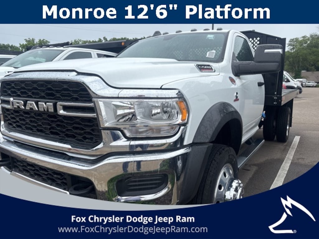 New 2024 Ram 5500 Chassis Cab 5500 TRADESMAN CHASSIS REGULAR CAB 4X4 84' CA Pickup