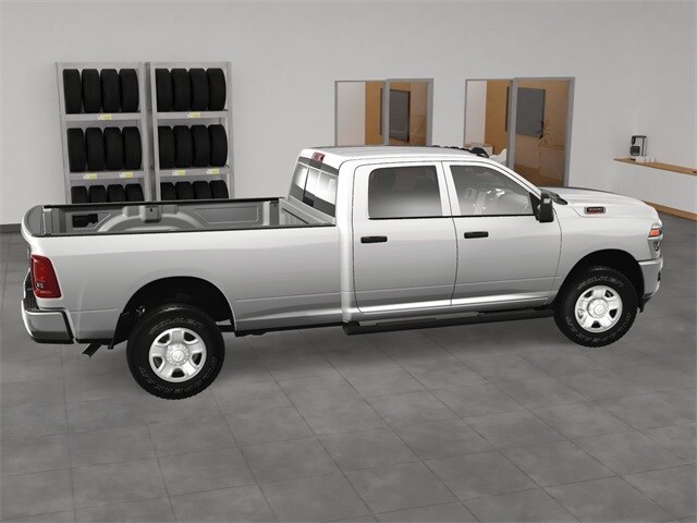 2025 Ram 3500 Tradesman photo 4