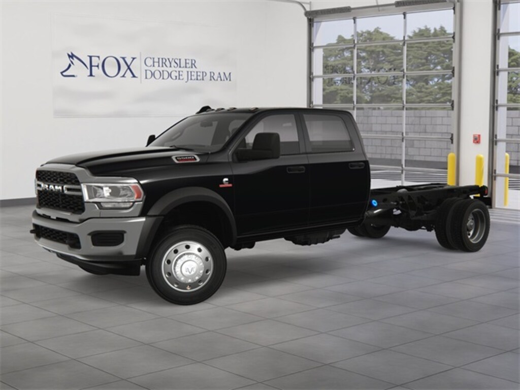 New 2024 Ram 5500 Chassis Cab 5500 TRADESMAN CHASSIS CREW CAB 4X2 84' CA Pickup