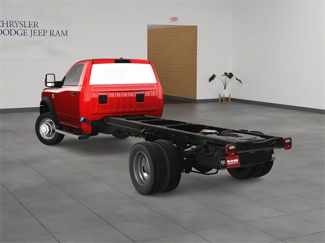 2024 Ram 5500 Tradesman photo 4