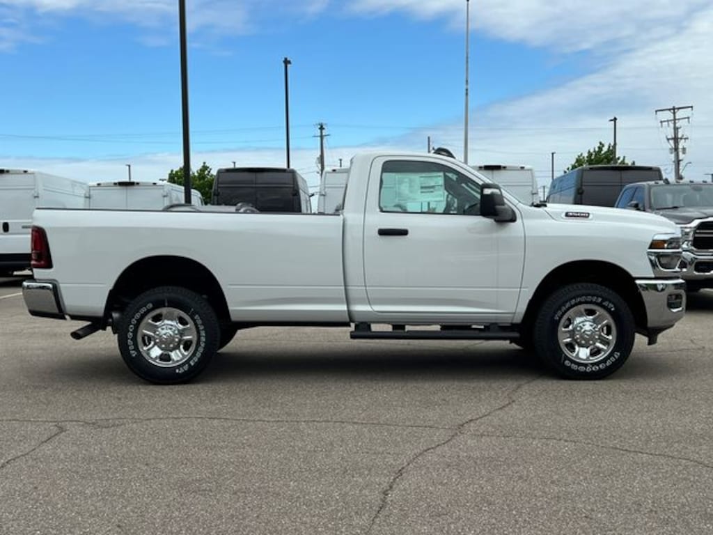 New 2026 Ram 3500 TRADESMAN REGULAR CAB 4X4 8' BOX Pickup