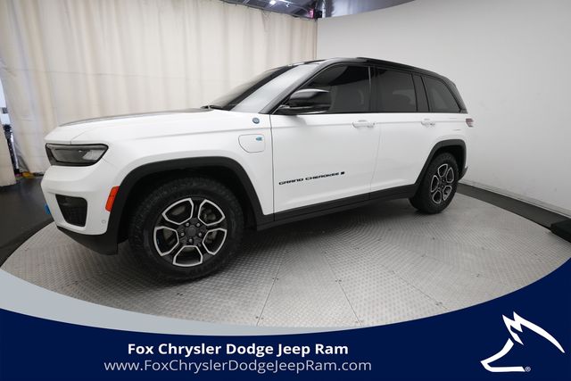 2023 Jeep Grand Cherokee Trailhawk 4xe 4x4's photo