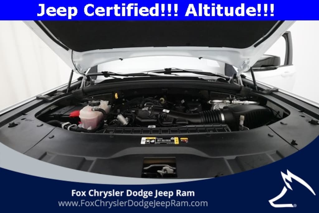 Used 2023 Jeep Grand Cherokee L Laredo SUV