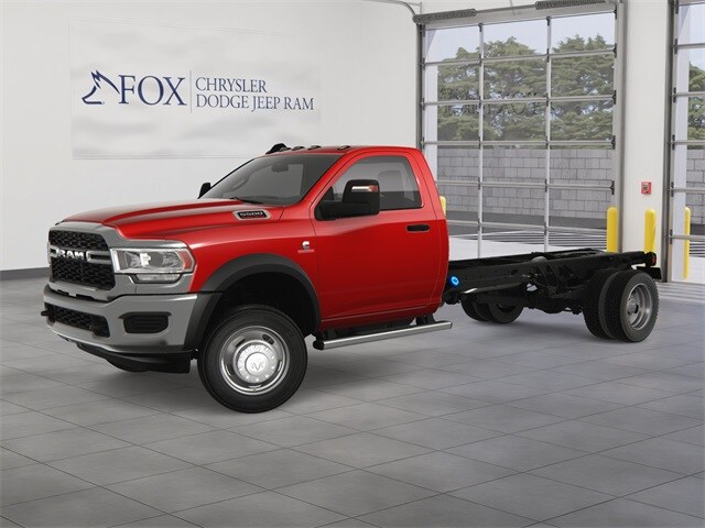 2024 Ram 5500 Tradesman photo 2