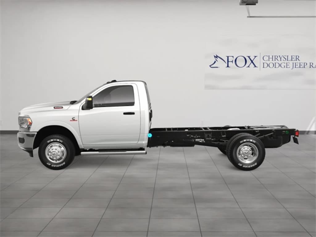 New 2024 Ram 3500 Chassis Cab 3500 TRADESMAN CHASSIS REGULAR CAB 4X4 84' CA Pickup
