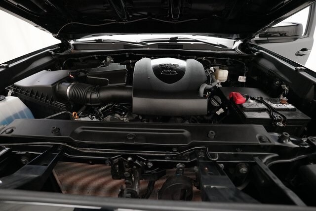 2022 Toyota Tacoma SR V6 4x4 photo 3