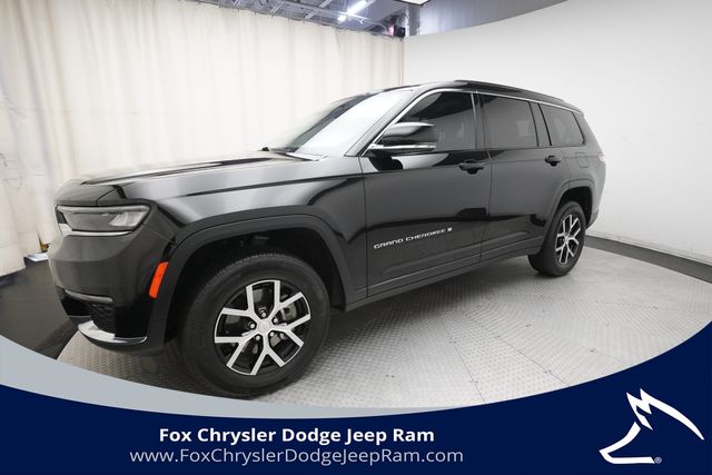 2023 Jeep Grand Cherokee L Limited 4x4's photo