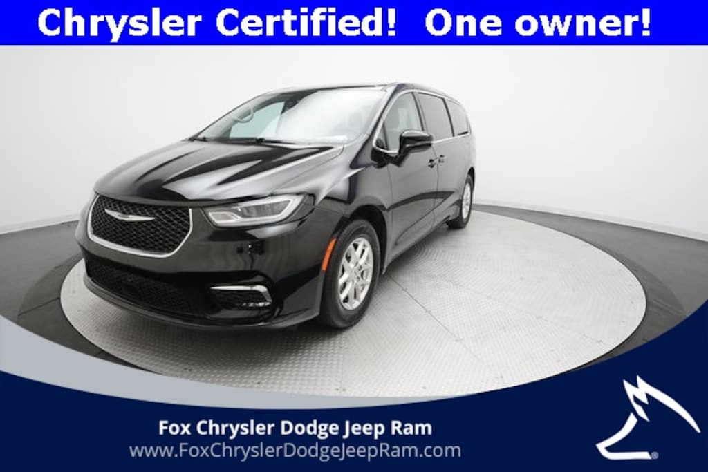 Used 2024 Chrysler Pacifica Touring L Van Passenger Van