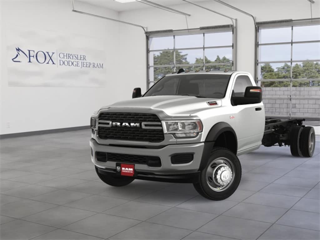 New 2024 Ram 4500 Chassis Cab 4500 SLT CHASSIS REGULAR CAB 4X4 120' CA Pickup