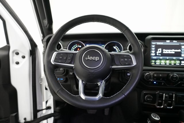 2023 Jeep Wrangler 4xe Sahara photo 4