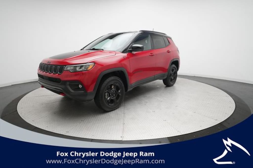 Used 2023 Jeep Compass Trailhawk SUV