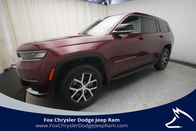 2023 Jeep Grand Cherokee L Limited 4x4's photo