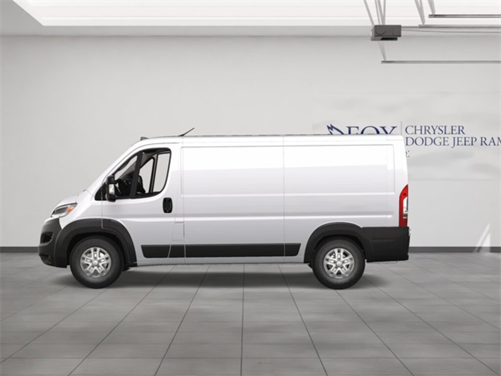 New 2024 Ram ProMaster PROMASTER 1500 SLT CARGO VAN LOW ROOF 136' WB Cargo Van