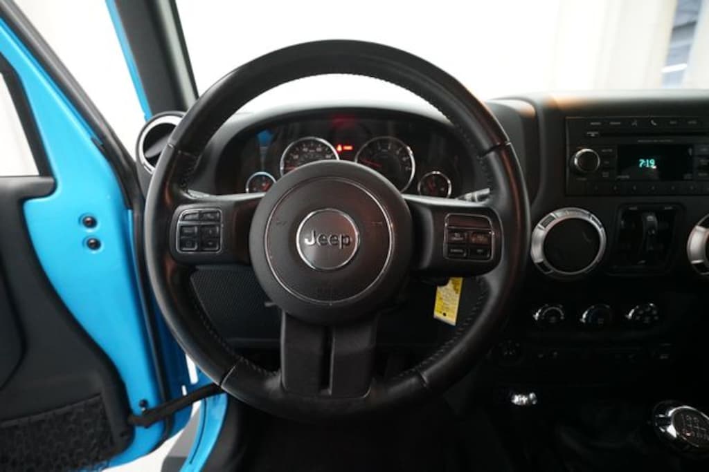 Used 2017 Jeep Wrangler JK Unlimited Sahara 4x4 SUV