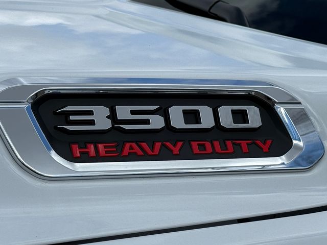 2026 RAM 3500 Chassis Tradesman - Photo 16