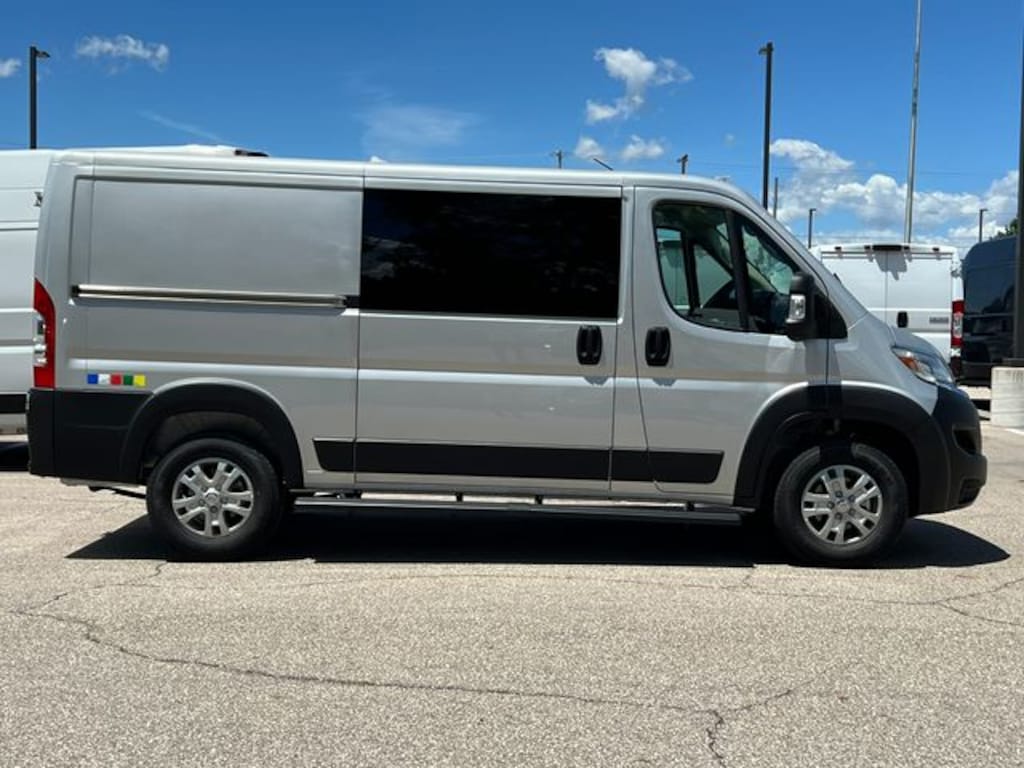 New 2024 Ram ProMaster PROMASTER 3500 SLT CARGO VAN LOW ROOF 136' WB Cargo Van