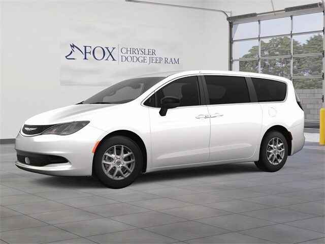 2025 Chrysler Voyager LX photo 2