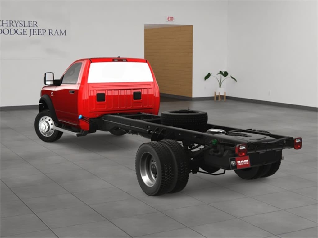 New 2024 Ram 5500 Chassis Cab 5500 TRADESMAN CHASSIS REGULAR CAB 4X4 120' CA Pickup
