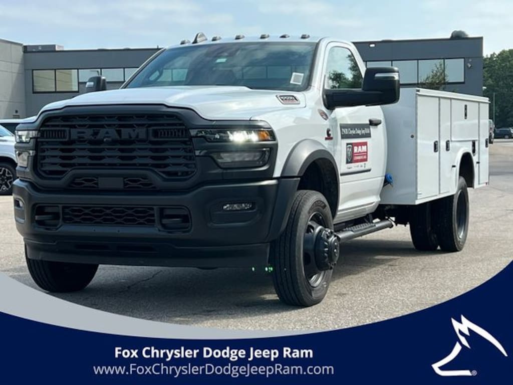 New 2026 Ram 5500 TRADESMAN CHASSIS REGULAR CAB 4X4 84' CA Pickup