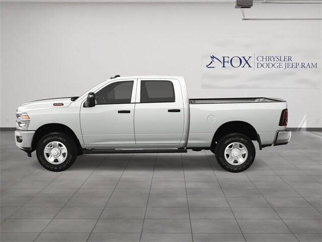 2025 Ram 2500 Tradesman photo 3
